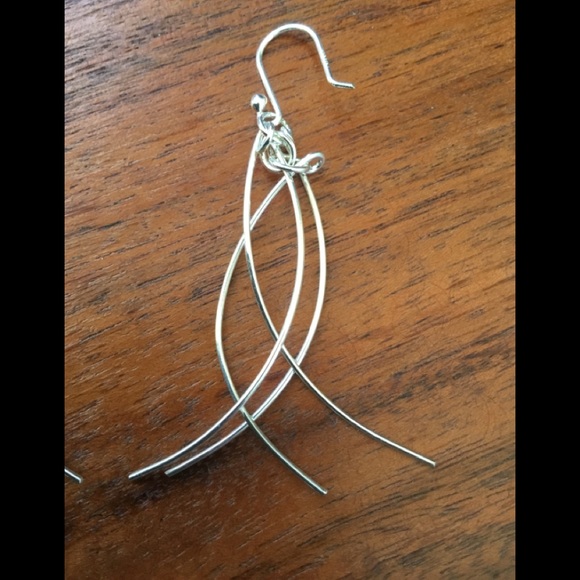 4 NWOT silver earrings - Picture 2 of 5